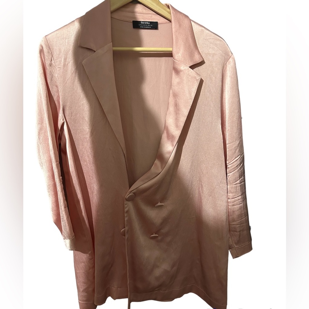 Bershka pink satin blazer Size M.